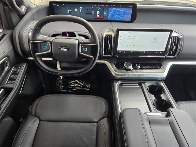 new 2025 Ford Expedition car, priced at $78,004