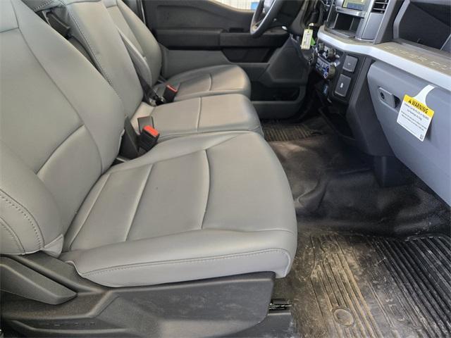 new 2025 Ford F-250 car, priced at $58,965