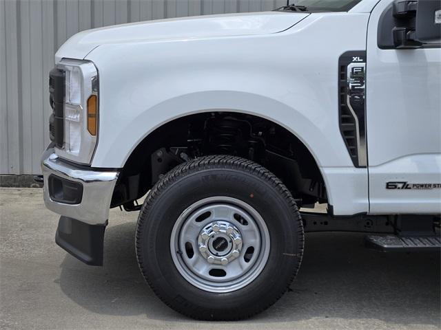 new 2025 Ford F-350 car, priced at $67,300