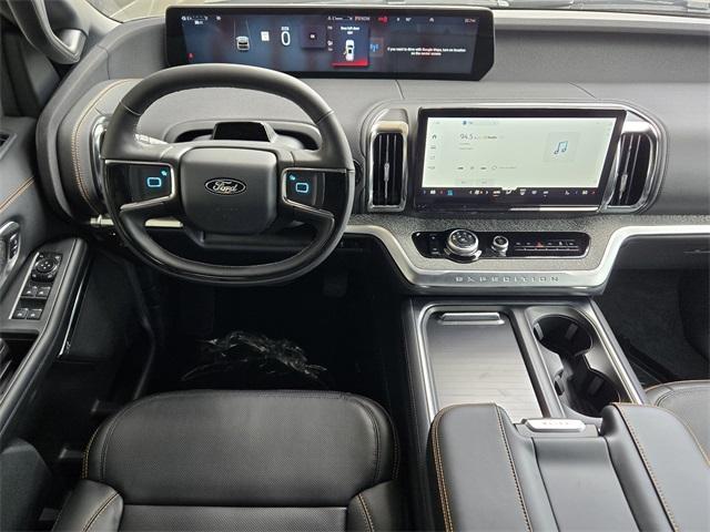 new 2025 Ford Expedition car, priced at $83,905