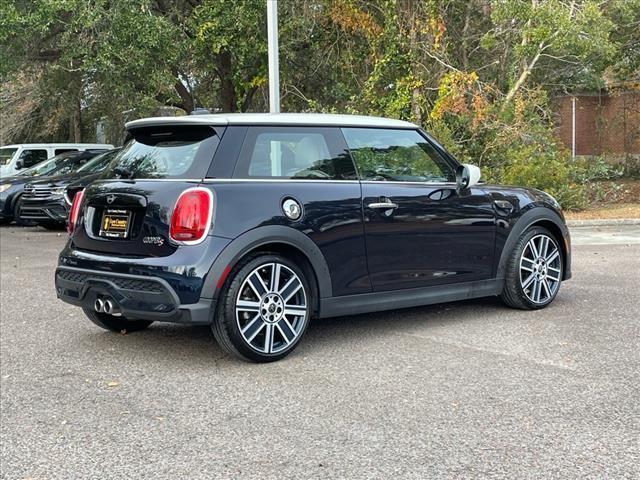 used 2022 MINI Hardtop car, priced at $24,618