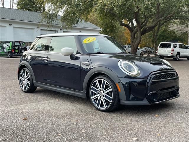 used 2022 MINI Hardtop car, priced at $24,618