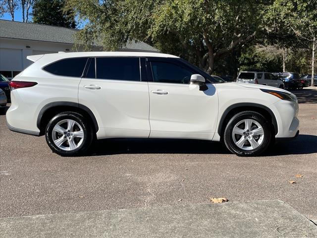 used 2021 Toyota Highlander car, priced at $28,127