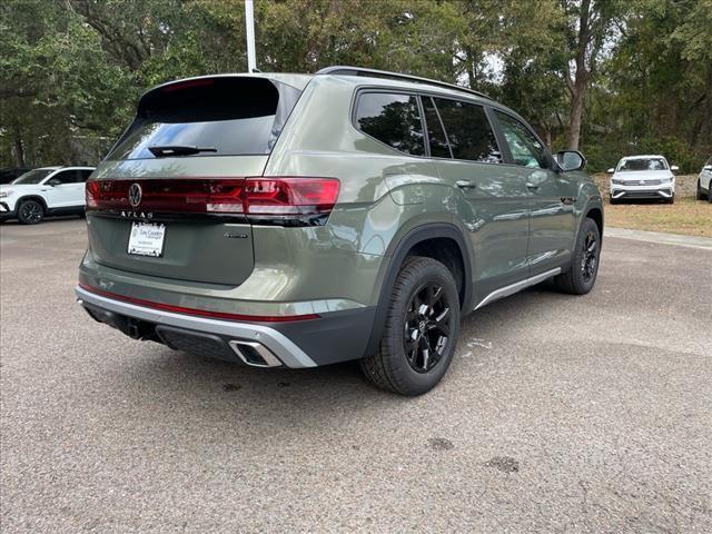 new 2025 Volkswagen Atlas car, priced at $50,111