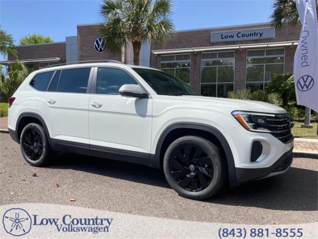 new 2025 Volkswagen Atlas car, priced at $47,556