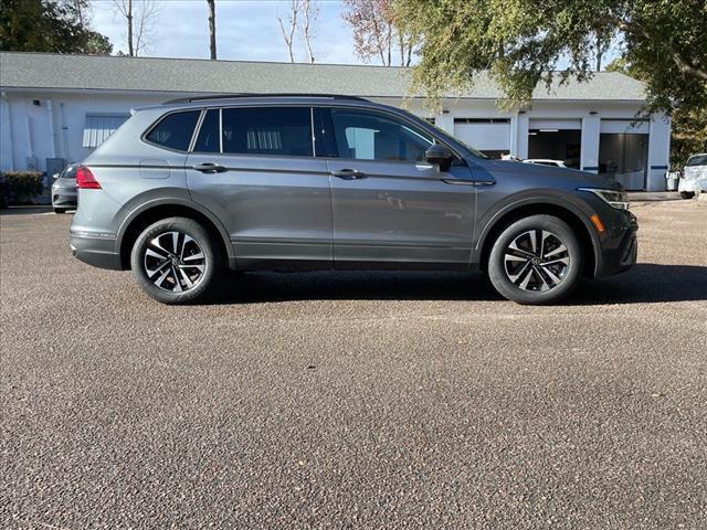 new 2024 Volkswagen Tiguan car, priced at $31,311