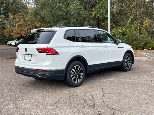 new 2024 Volkswagen Tiguan car, priced at $31,210