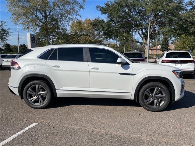 new 2024 Volkswagen Atlas Cross Sport car, priced at $50,979