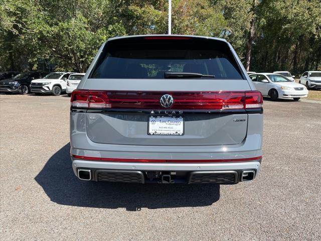 new 2025 Volkswagen Atlas car, priced at $49,871