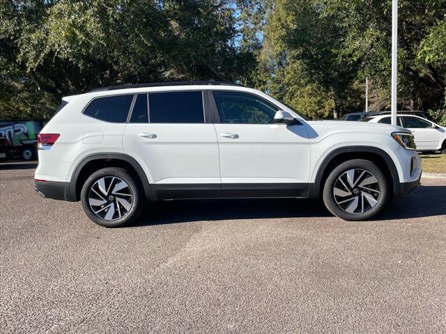 new 2025 Volkswagen Atlas car, priced at $46,036