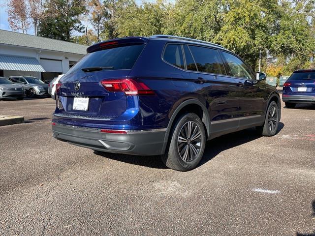 new 2024 Volkswagen Tiguan car, priced at $33,365