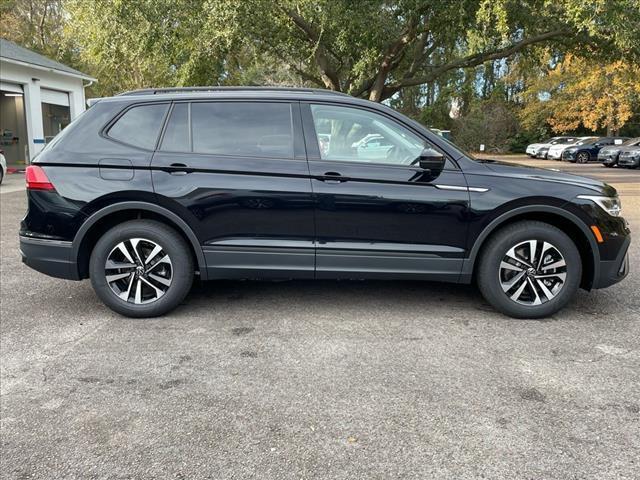 new 2024 Volkswagen Tiguan car, priced at $31,210