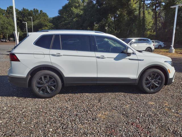 new 2024 Volkswagen Tiguan car, priced at $34,051