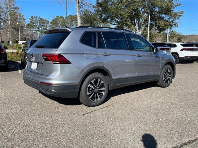 new 2024 Volkswagen Tiguan car, priced at $31,311