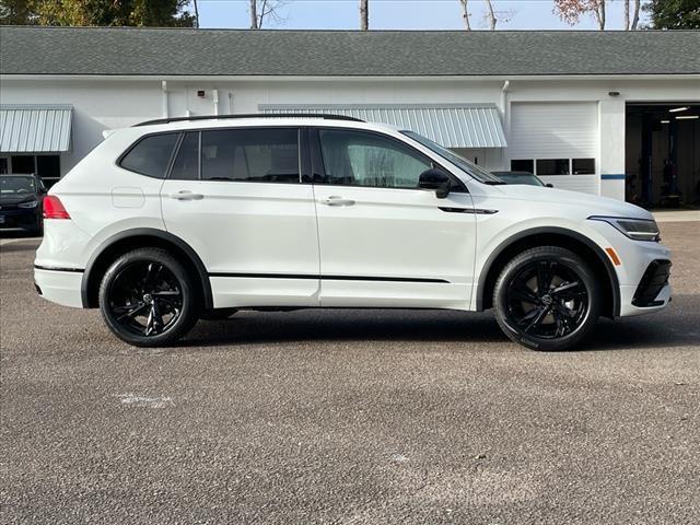 new 2024 Volkswagen Tiguan car, priced at $37,556