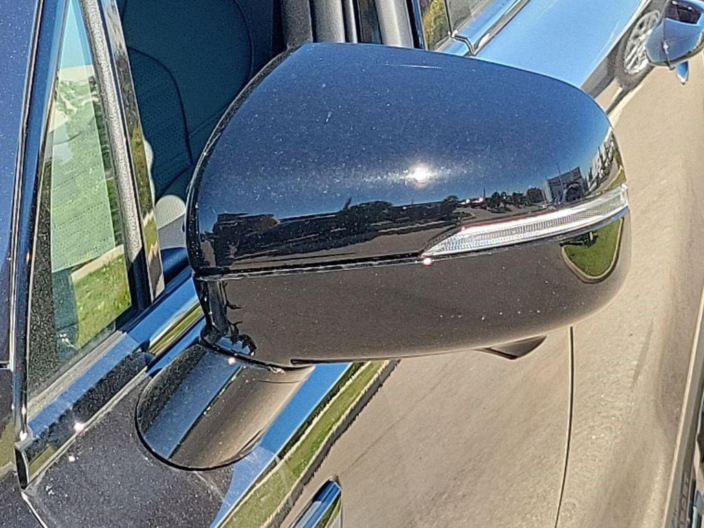 new 2025 Kia Sorento car, priced at $39,964