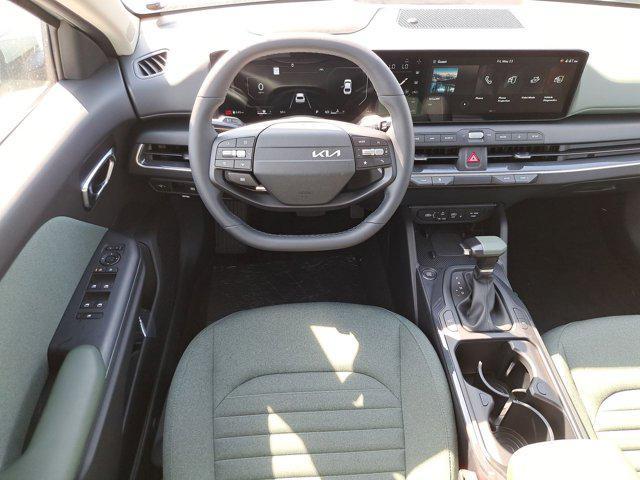new 2025 Kia K4 car, priced at $24,073