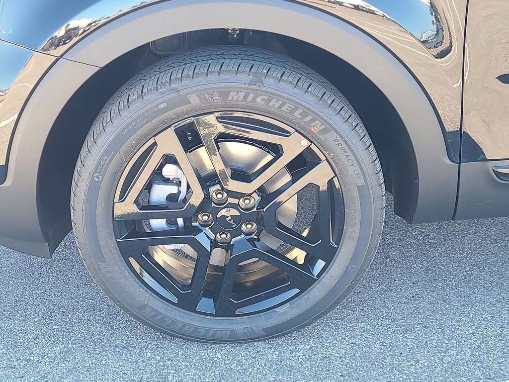 new 2025 Kia Telluride car, priced at $44,308