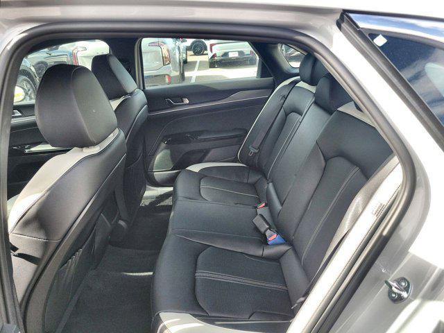 new 2025 Kia K5 car, priced at $27,043