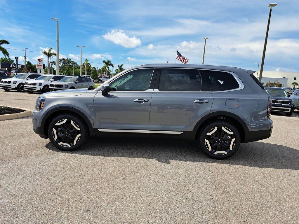 new 2025 Kia Telluride car, priced at $42,579