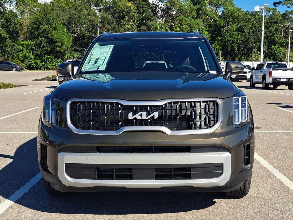 new 2025 Kia Telluride car, priced at $43,173