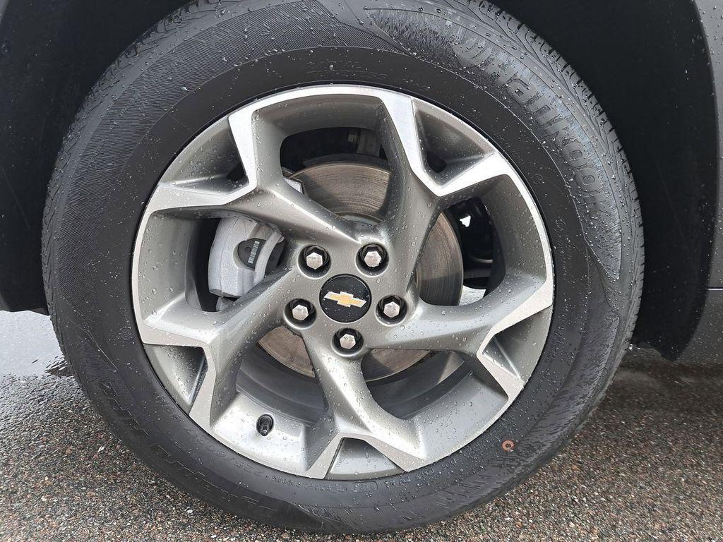 used 2024 Chevrolet Trax car, priced at $20,288