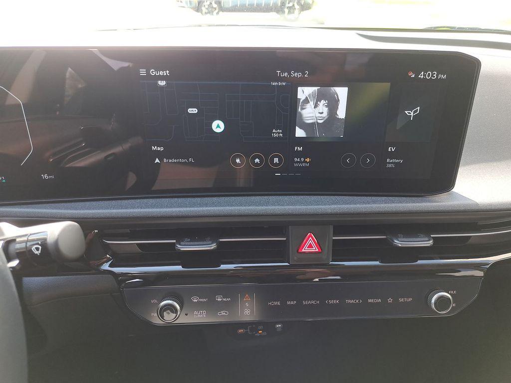 new 2025 Kia EV6 car, priced at $31,492