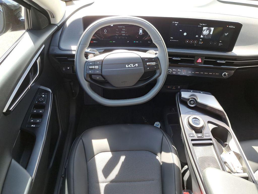 new 2025 Kia EV6 car, priced at $31,492