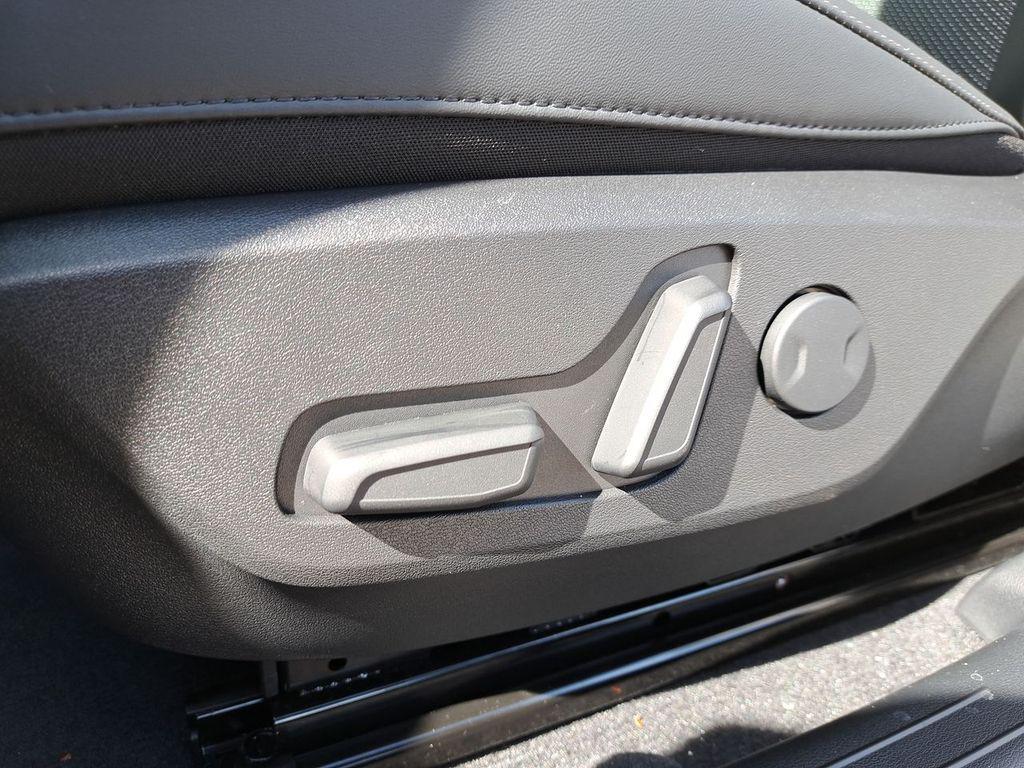 new 2025 Kia EV6 car, priced at $31,492