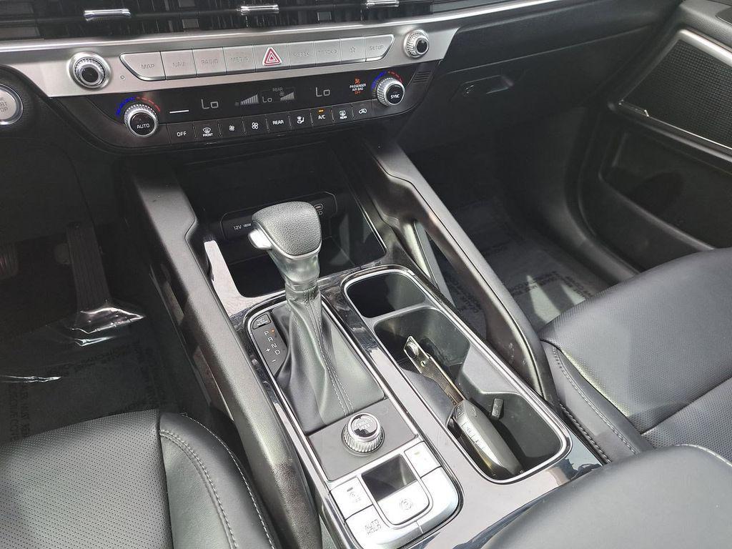 used 2024 Kia Telluride car, priced at $34,296