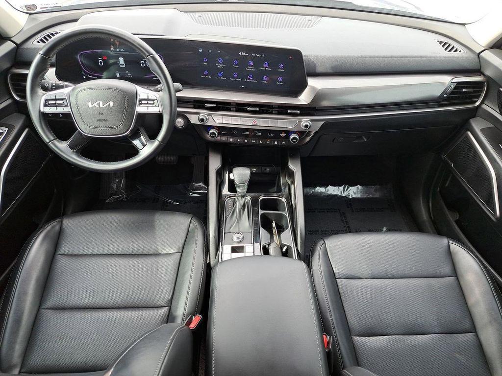 used 2024 Kia Telluride car, priced at $34,296