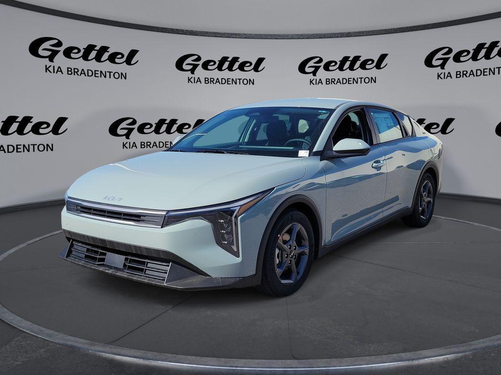 new 2025 Kia K4 car, priced at $22,669