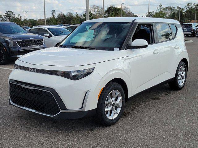 new 2025 Kia Soul car, priced at $21,760