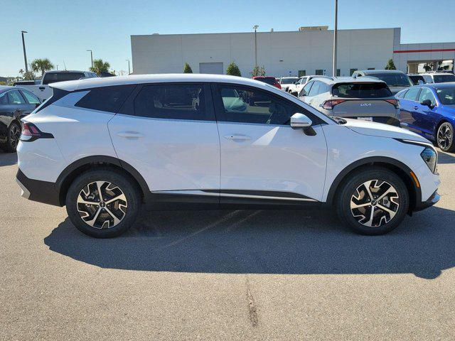 new 2025 Kia Sportage car, priced at $30,310