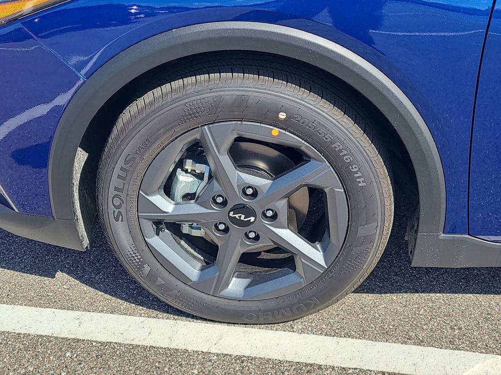 new 2025 Kia K4 car, priced at $22,771