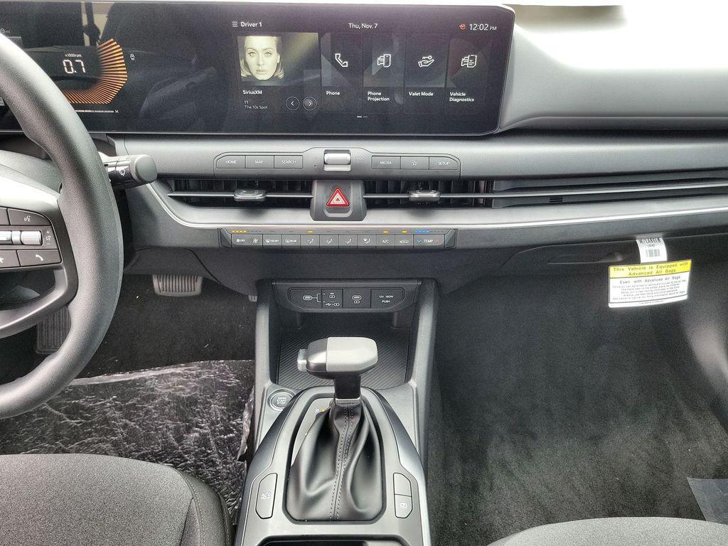 new 2025 Kia K4 car, priced at $23,157