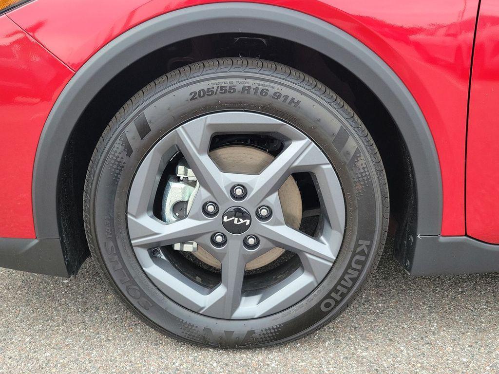 new 2025 Kia K4 car, priced at $23,157