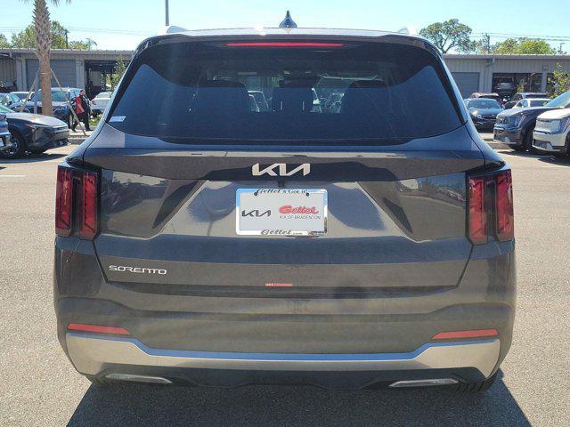 new 2025 Kia Sorento car, priced at $34,704