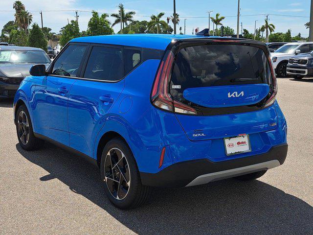 new 2025 Kia Soul car, priced at $25,042