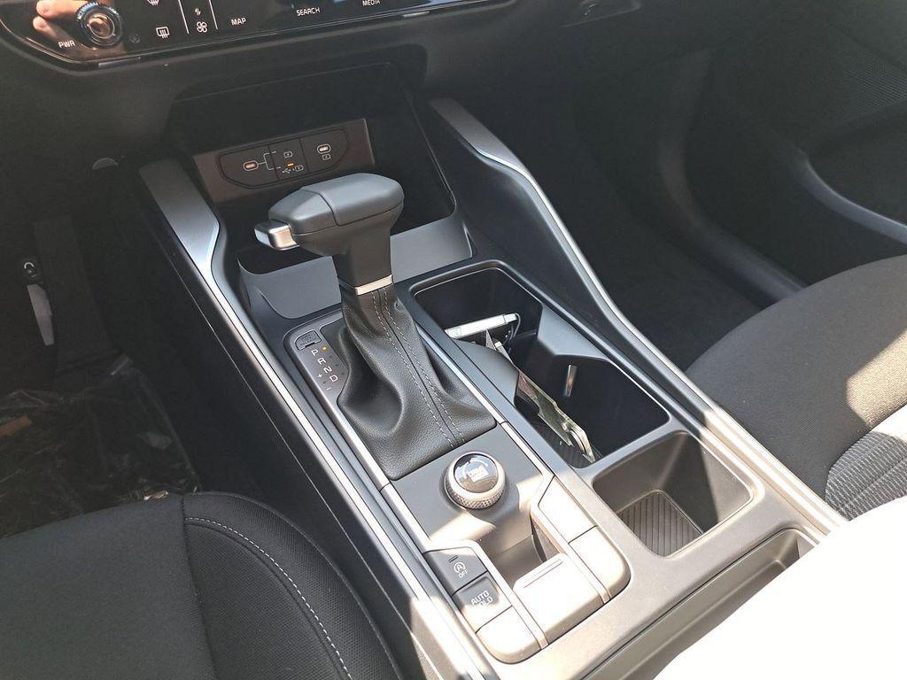 new 2026 Kia Sorento car, priced at $32,945