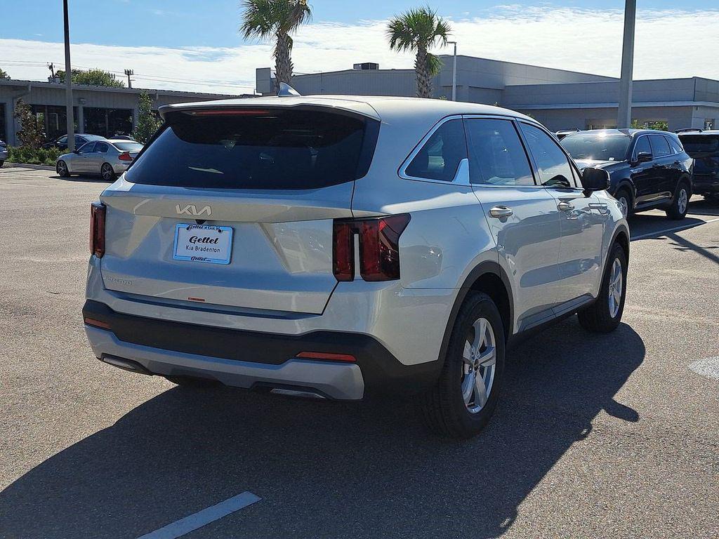 new 2026 Kia Sorento car, priced at $32,945