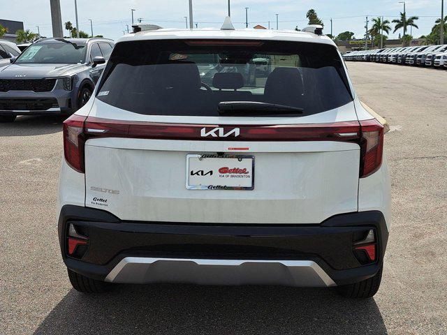 new 2025 Kia Seltos car, priced at $25,193