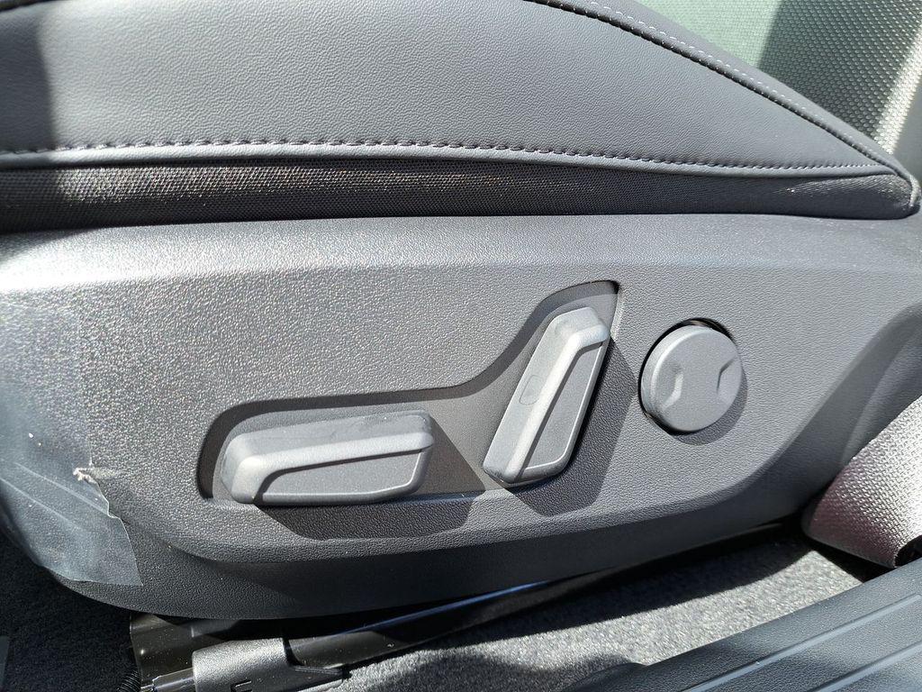 new 2025 Kia EV6 car, priced at $35,021