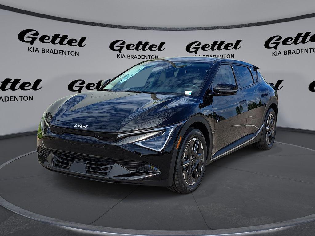 new 2025 Kia EV6 car, priced at $35,021