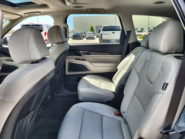 new 2025 Kia Telluride car, priced at $40,166