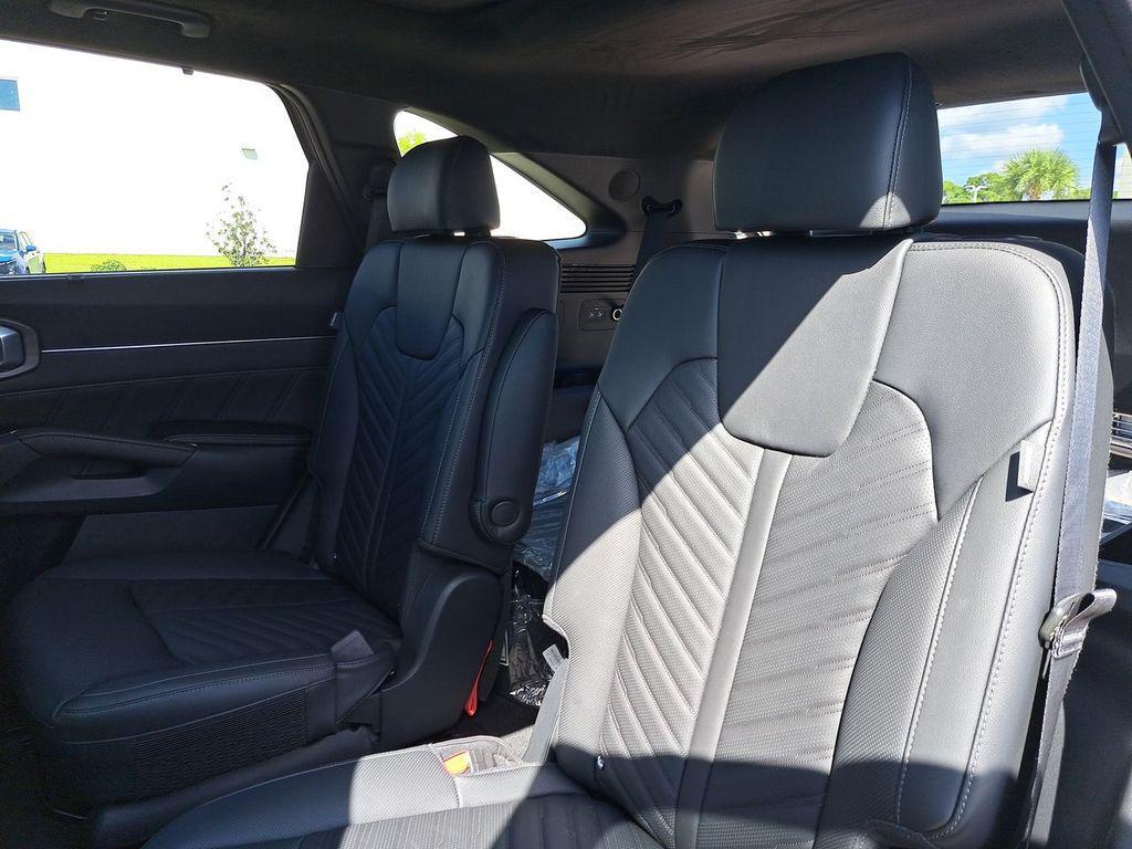 new 2026 Kia Sorento car, priced at $45,100