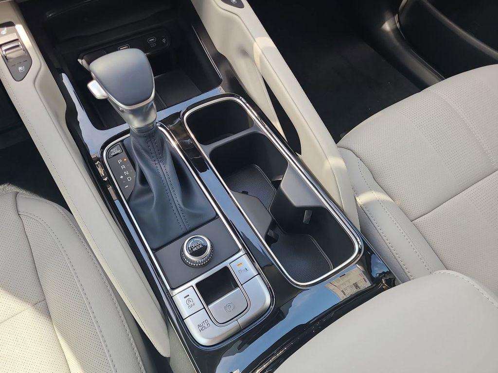 new 2025 Kia Telluride car, priced at $42,930
