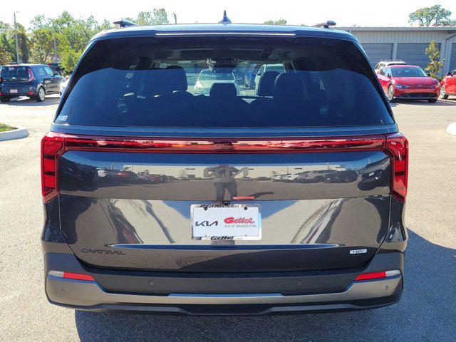 new 2025 Kia Carnival Hybrid car, priced at $48,284