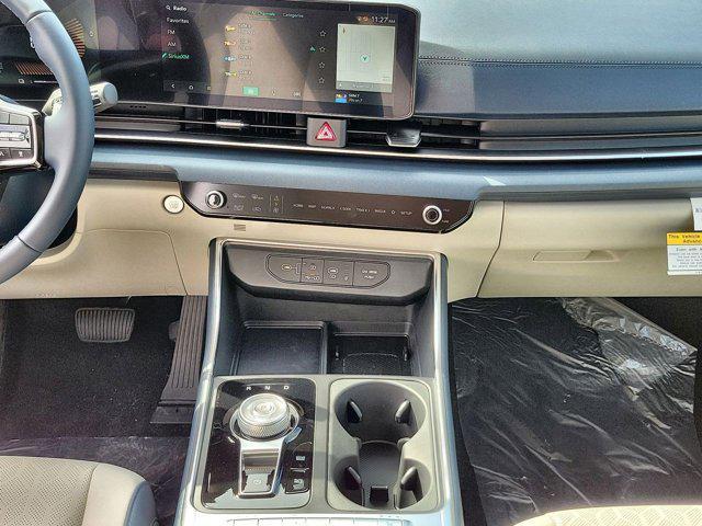new 2025 Kia Carnival Hybrid car, priced at $43,002