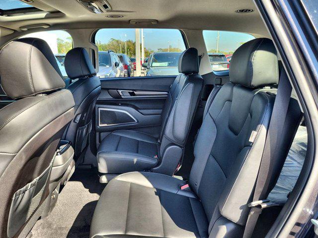new 2025 Kia Telluride car, priced at $39,696